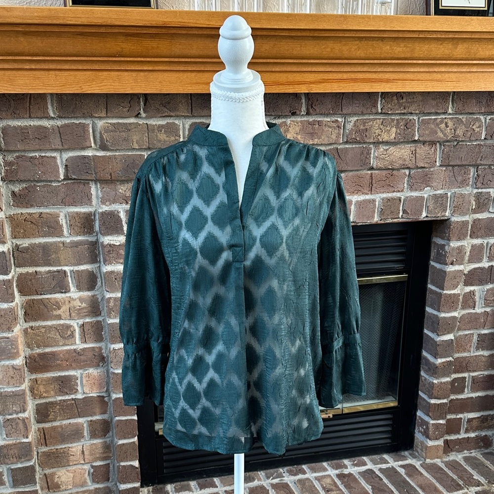 Nic and Zoe Textured Hunter Green Ruffle Sleeve Blouse Size S